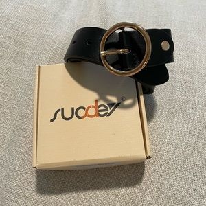 Women’s Soft Faux Leather Fashion Belt with Gold O-Ring Buckle | Black | Small